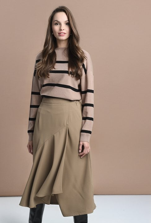 Beżowa spódnica z falbaną