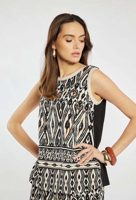 Letnia bluzka z wzorem