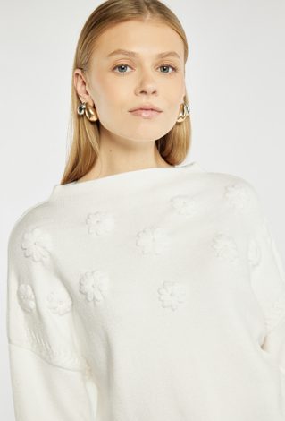 Sweter z małymi kwiatkami 3D