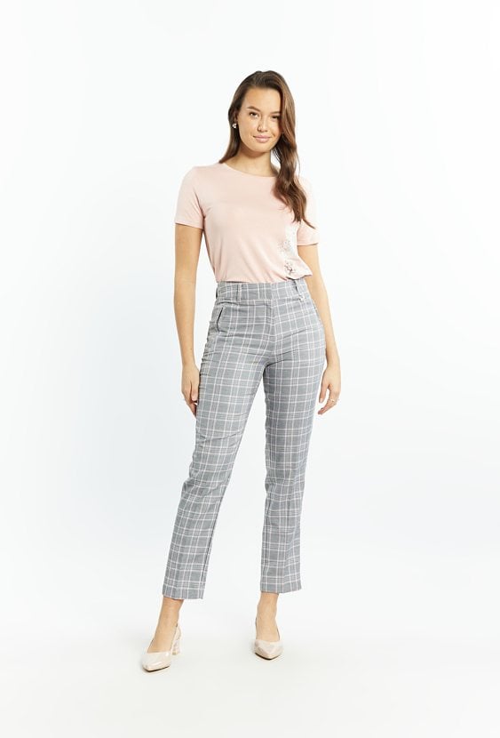 Spodnie w kant o dopasowanym kroju