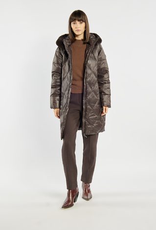 Puchowy płaszcz damski