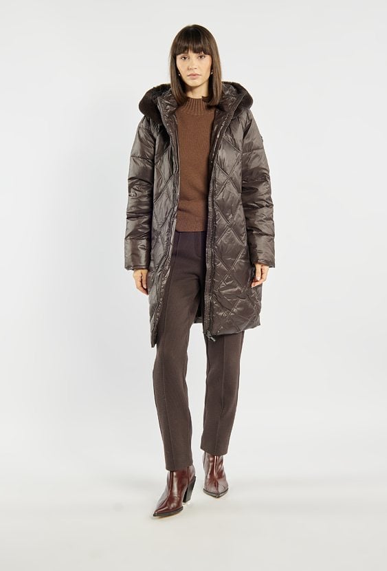 Puchowy płaszcz damski