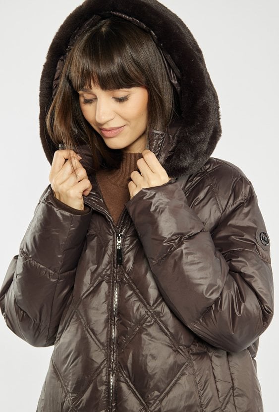 Puchowy płaszcz damski