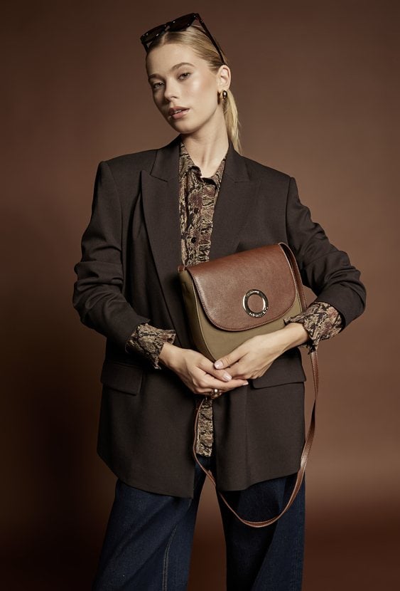 Torba crossbody z klapą