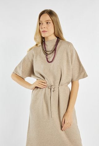 Dzianinowa sukienka z wiązaniem