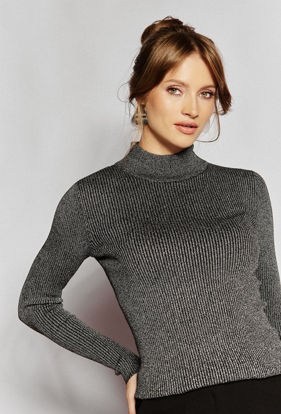 Dopasowany sweter damski