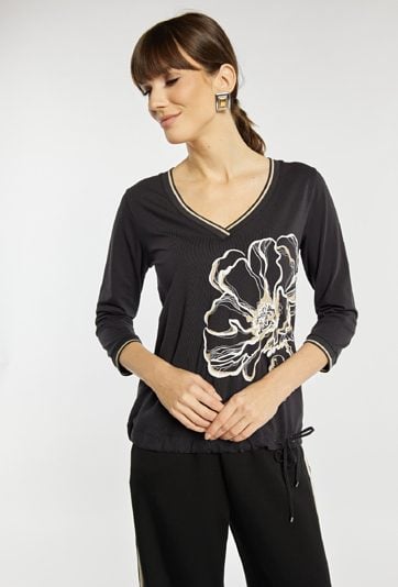 T-shirt z kwiatowym wzorem