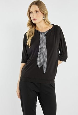 Bluzka z efektowym wiązaniem