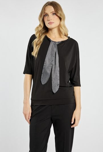 Bluzka z efektowym wiązaniem