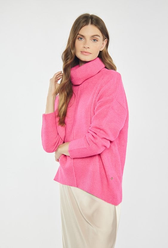 Sweter z szerszym golfem