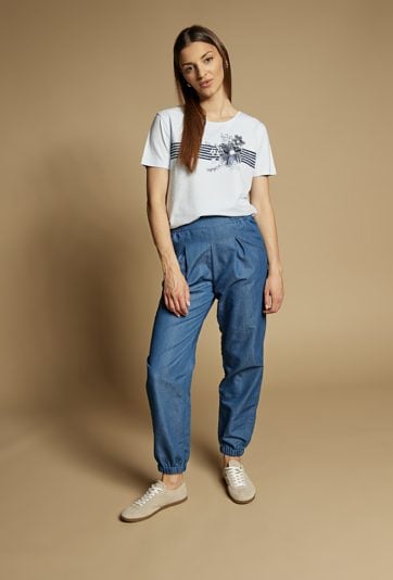 Błękitny T-shirt damski