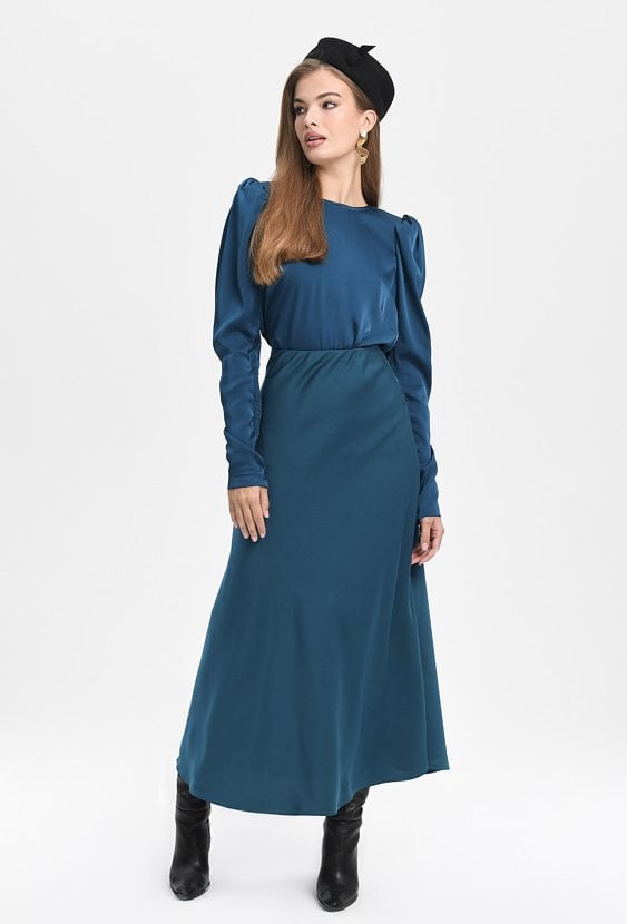 Satynowa spódnica w kolorze niebieskim