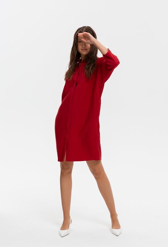 Wiskozowa sukienka w stylu koszulowym