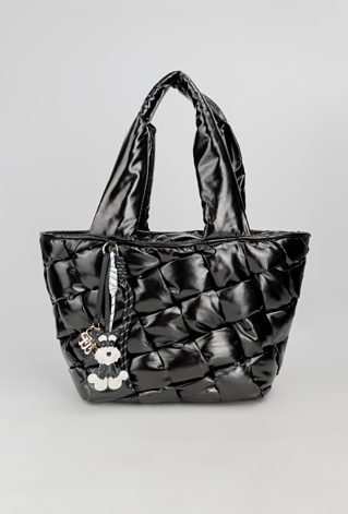 Pojemna torba z ciekawymi zawieszkami