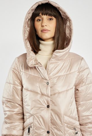 Płaszcz damski z zawieszką