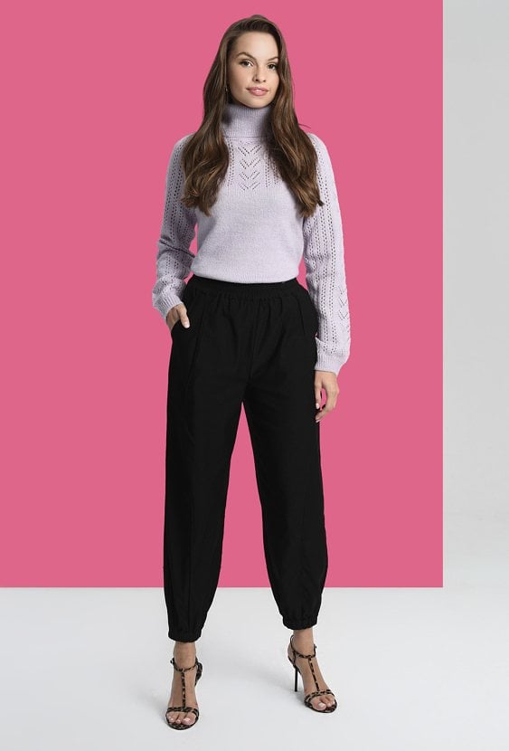 Spodnie o kroju baggy