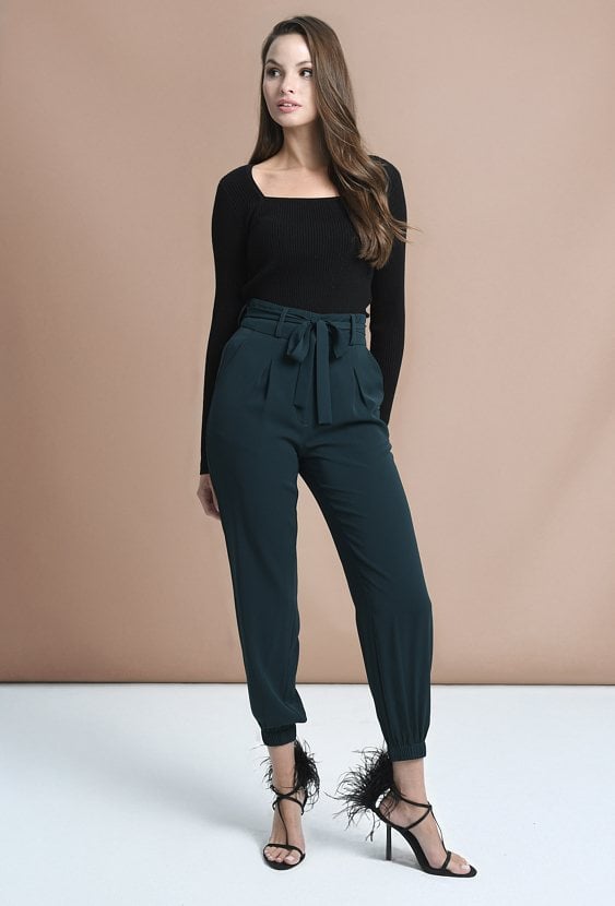 Zielone spodnie z wysokim stanem