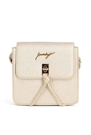 Mały kuferek z klapą