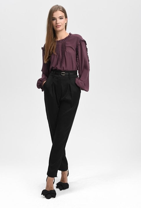 Czarne spodnie z wysokim satem