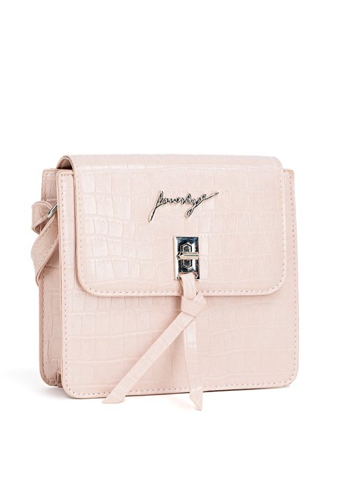 Mały kuferek z klapą