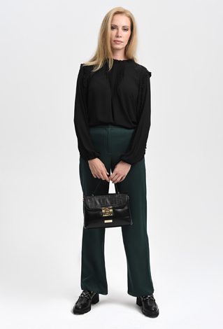 Rozszerzane spodnie z ozdobnymi guzikami