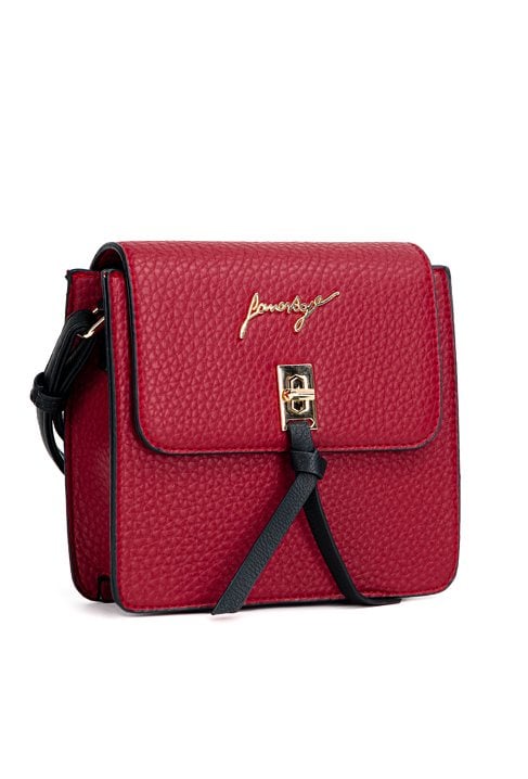 Mały kuferek z klapą