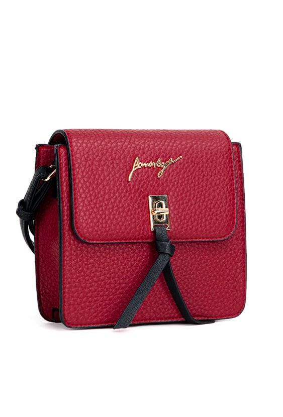 Mały kuferek z klapą