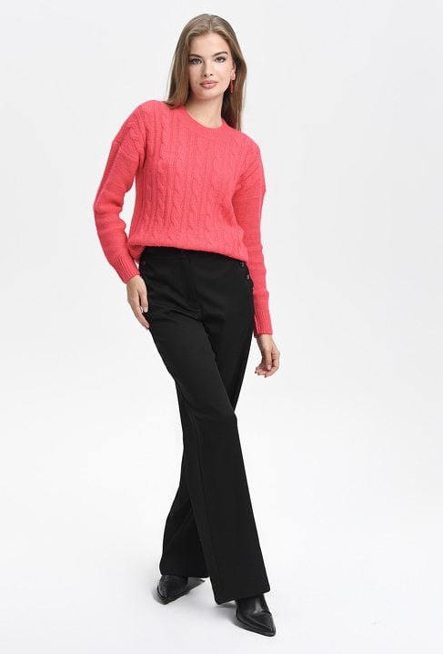 Rozszerzane spodnie z ozdobnymi guzikami