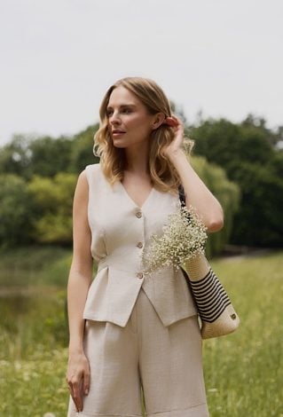 Kamizelka o eleganckim kroju