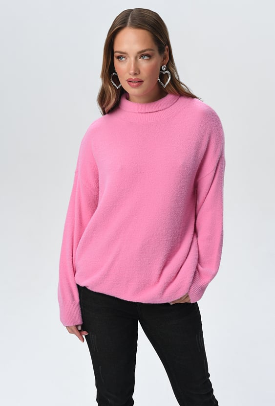 Sweter z półgolfem efektem moheru