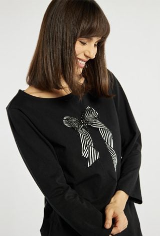 T-shirt z kokardą