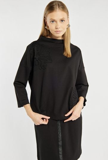 Bluza z haftowym wzorem