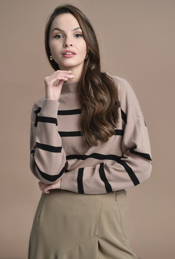 Klasyczny sweter w paski