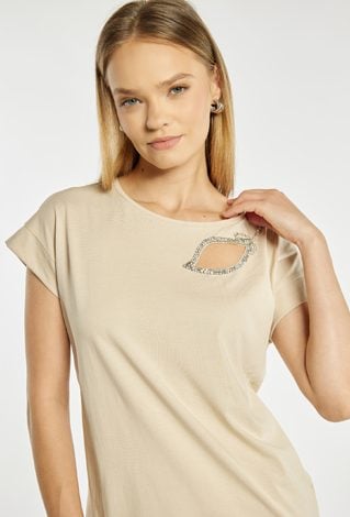 T-shirt z elegancką aplikacją