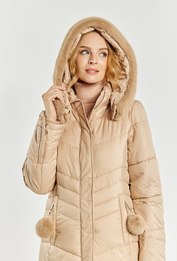 Płaszcz damski z odpinanym kapturem