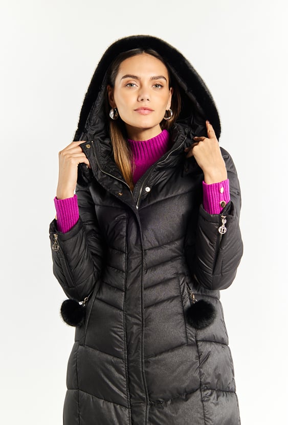 Płaszcz damski z odpinanym kapturem