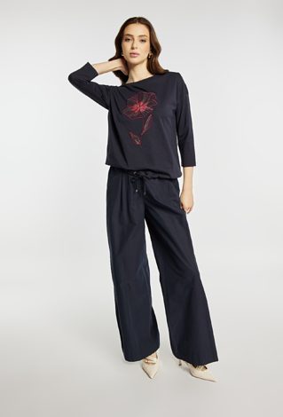 T-shirt damski z kwiatowym haftem