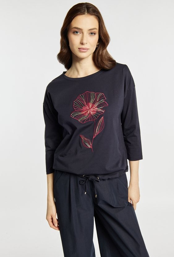 T-shirt damski z kwiatowym haftem