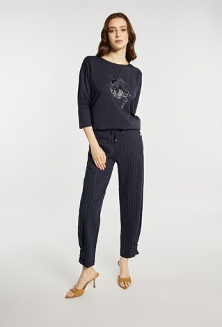 T-shirt z wiązaniem