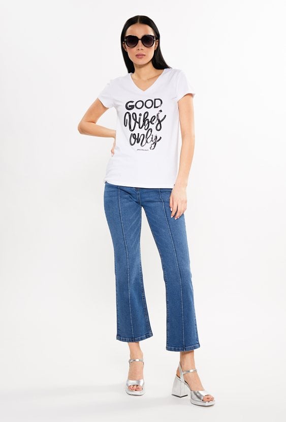T-shirt z cekinowym napisem