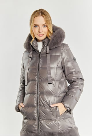 Pikowany płaszcz damski