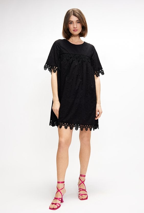 Ażurowa sukienka mini