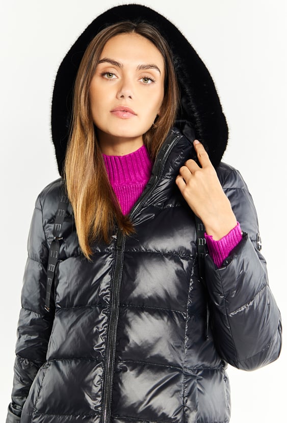 Pikowany płaszcz damski