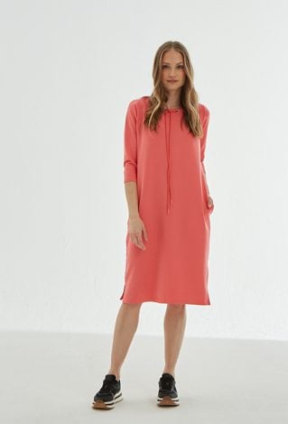 Brzoskwiniowa sukienka z bawełny