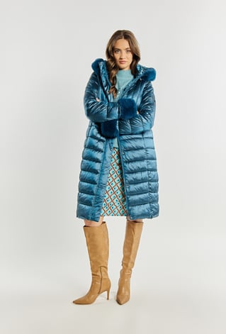 Dłuższy płaszcz damski