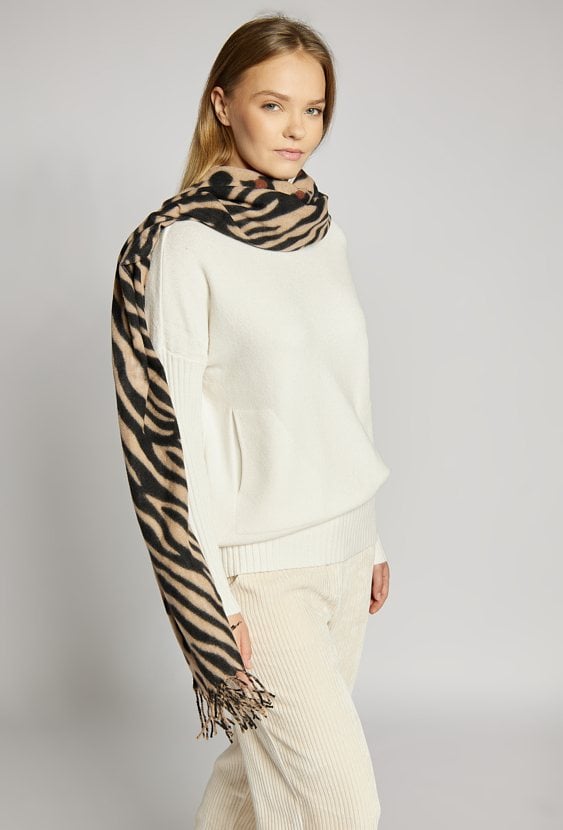 Sweter z golfem