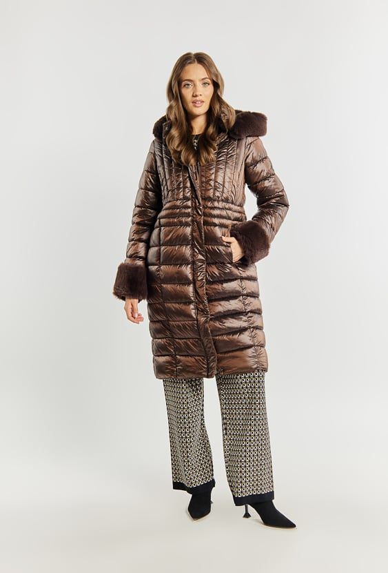 Dłuższy płaszcz damski