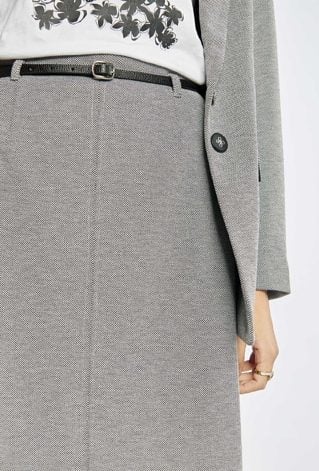 Elegancka spódnica z paskiem