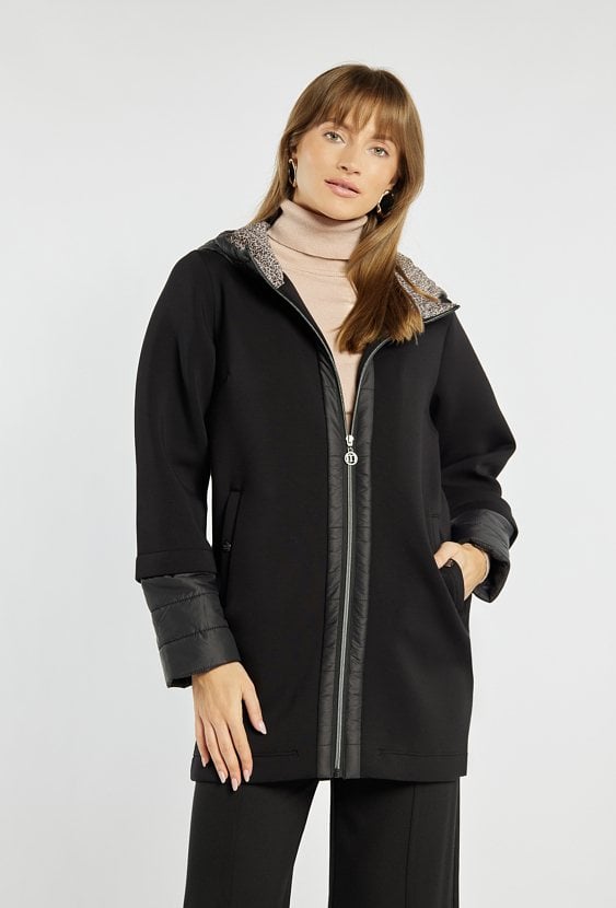 Płaszcz damski z kapturem