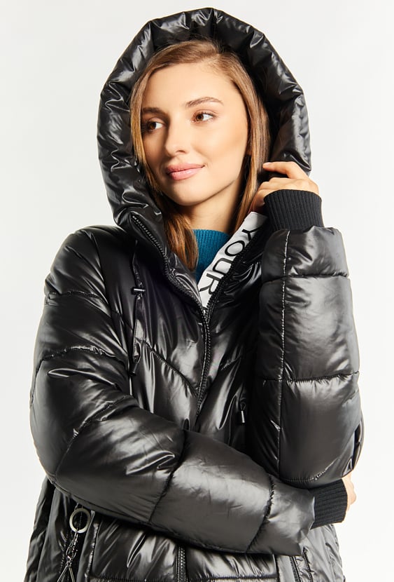 Pikowany płaszcz damski